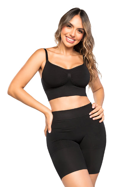 - Short moldeador invisible SMI04052 con cintura alta
- Diseño Seamfree con compresión media en abdomen
- Efecto lifting natural en la parte posterior