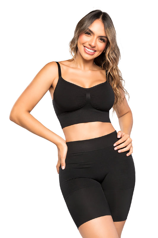 - Short moldeador invisible SMI04052 con cintura alta
- Diseño Seamfree con compresión media en abdomen
- Efecto lifting natural en la parte posterior