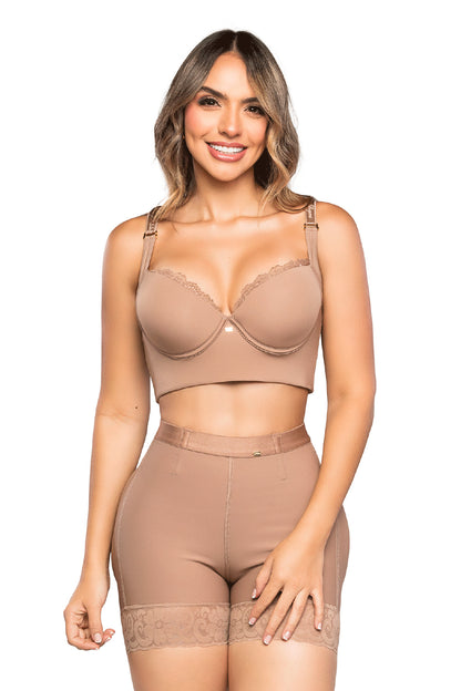 - Panty Ultrainvisible SMI4000 ATRACTIVA con encaje y control abdominal
- Vista posterior de panty moldeador con realce natural y efecto redondeado
- Detalle de encaje funcional y ajuste invisible del SMI4000
